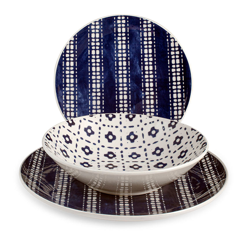 Stoneware dinnerware