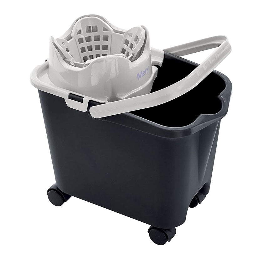 Draining cube