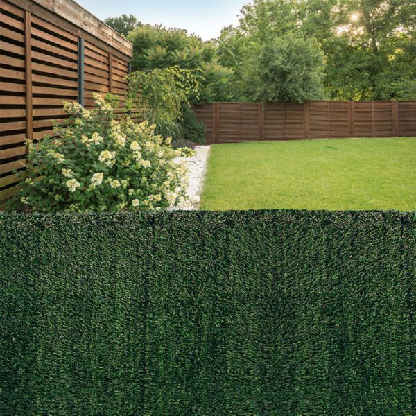 Artificial hedge