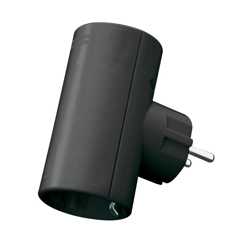 Plug adapter