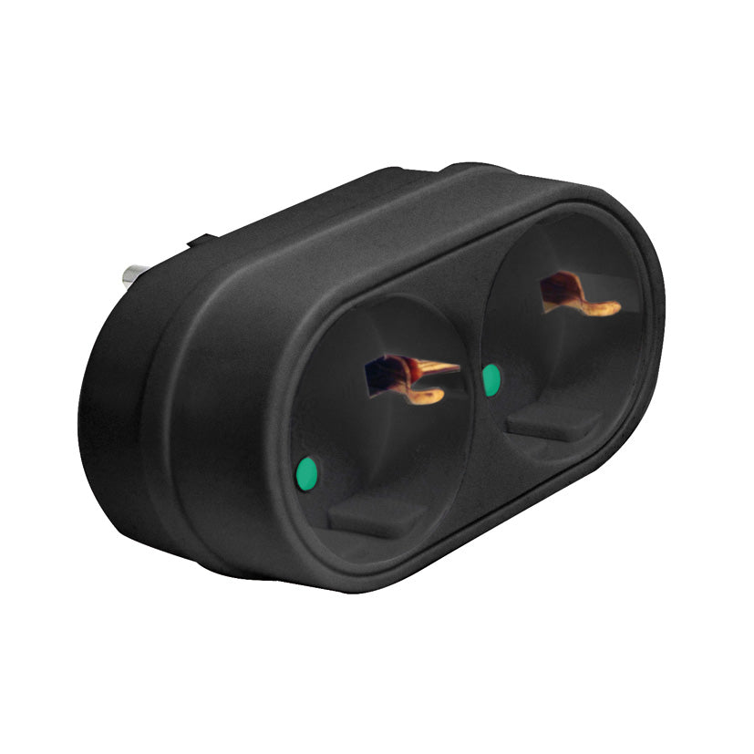 Plug adapter