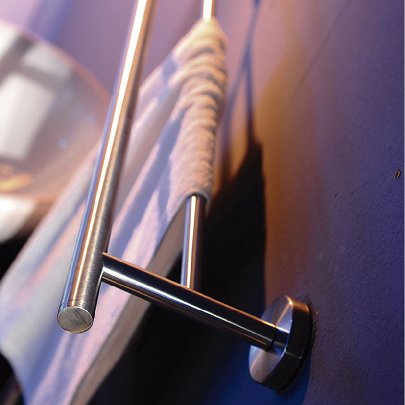 Double towel rail