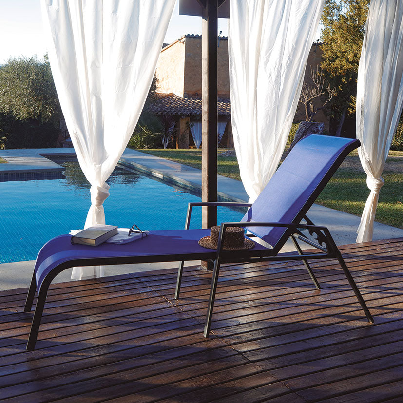 Aluminum sun lounger
