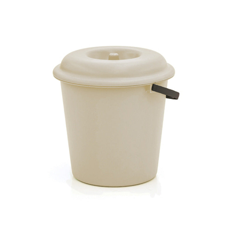 Trash can