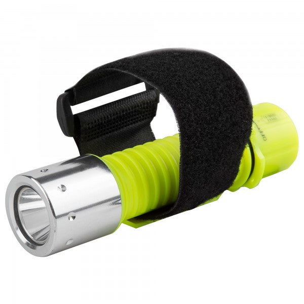 Submersible flashlight