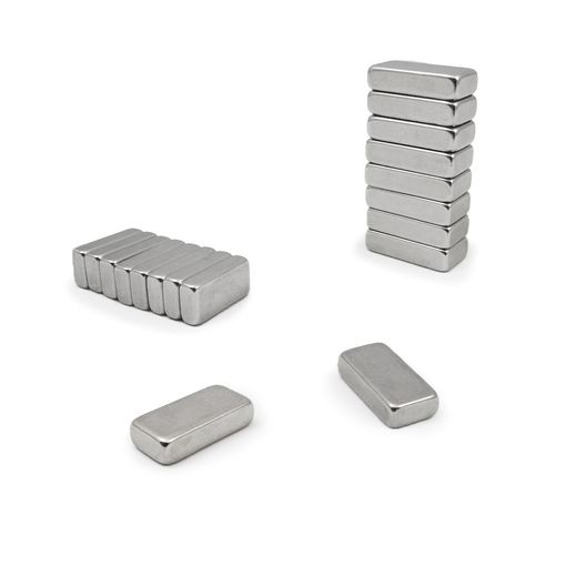 Magnet for