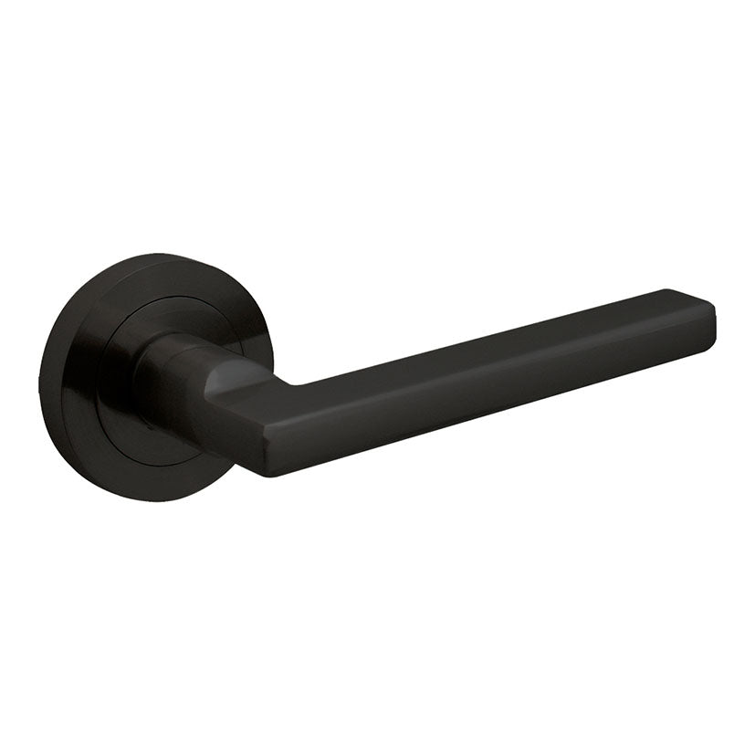 Handle. Rose.