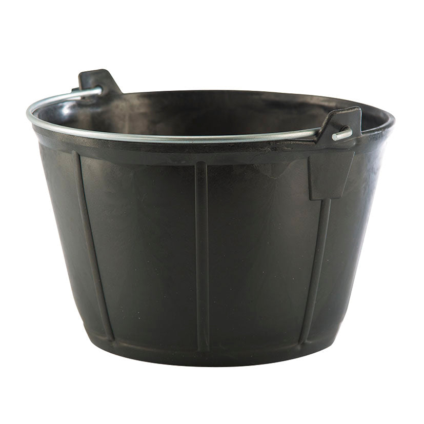 Plastic bucket