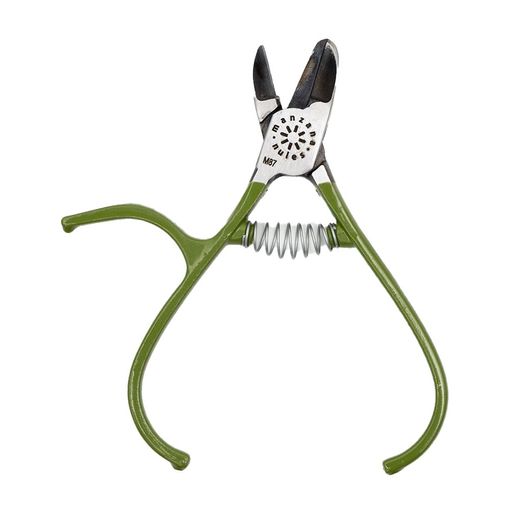 Cutting pliers