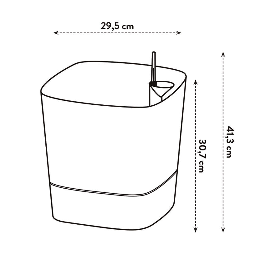 Self-watering planter