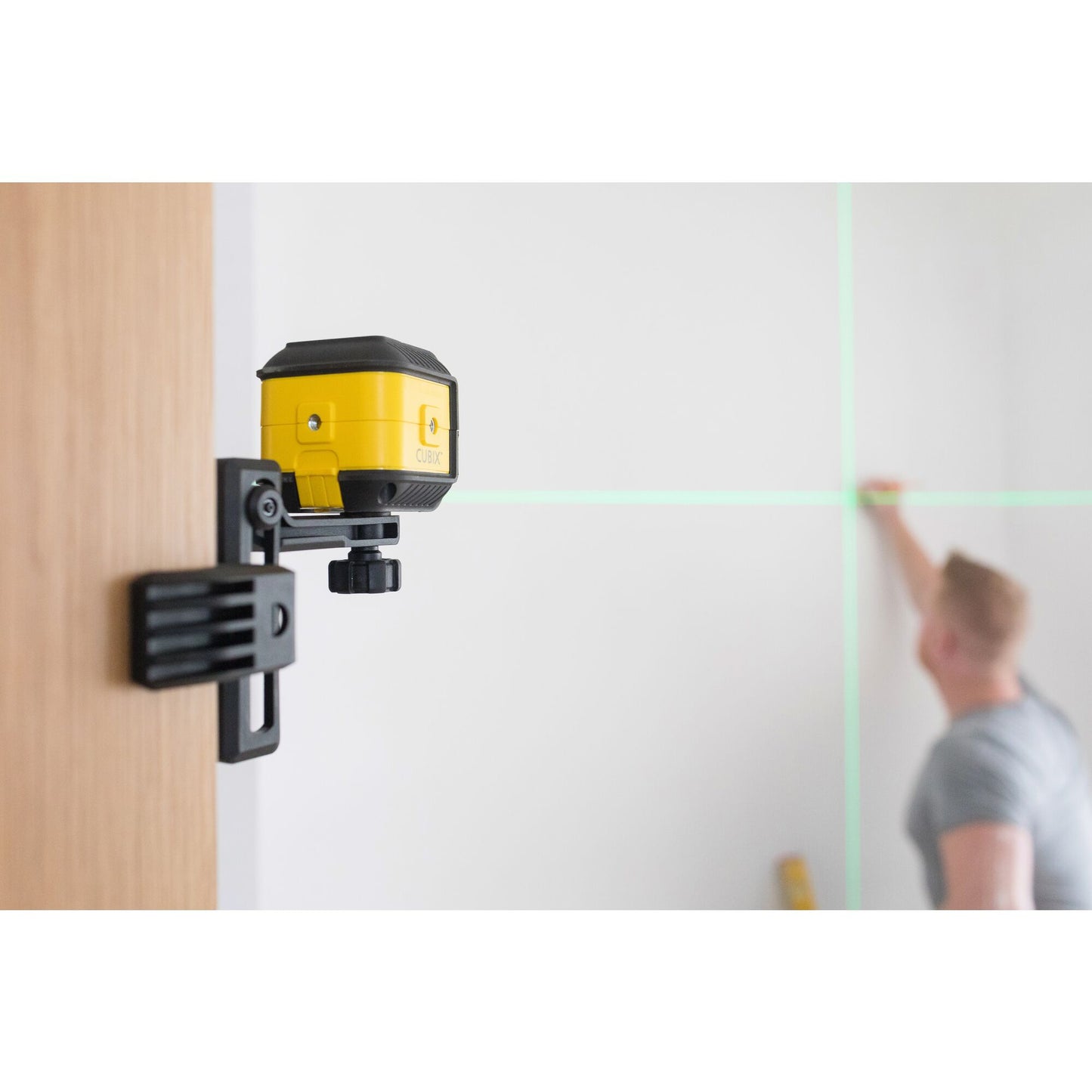 Laser level