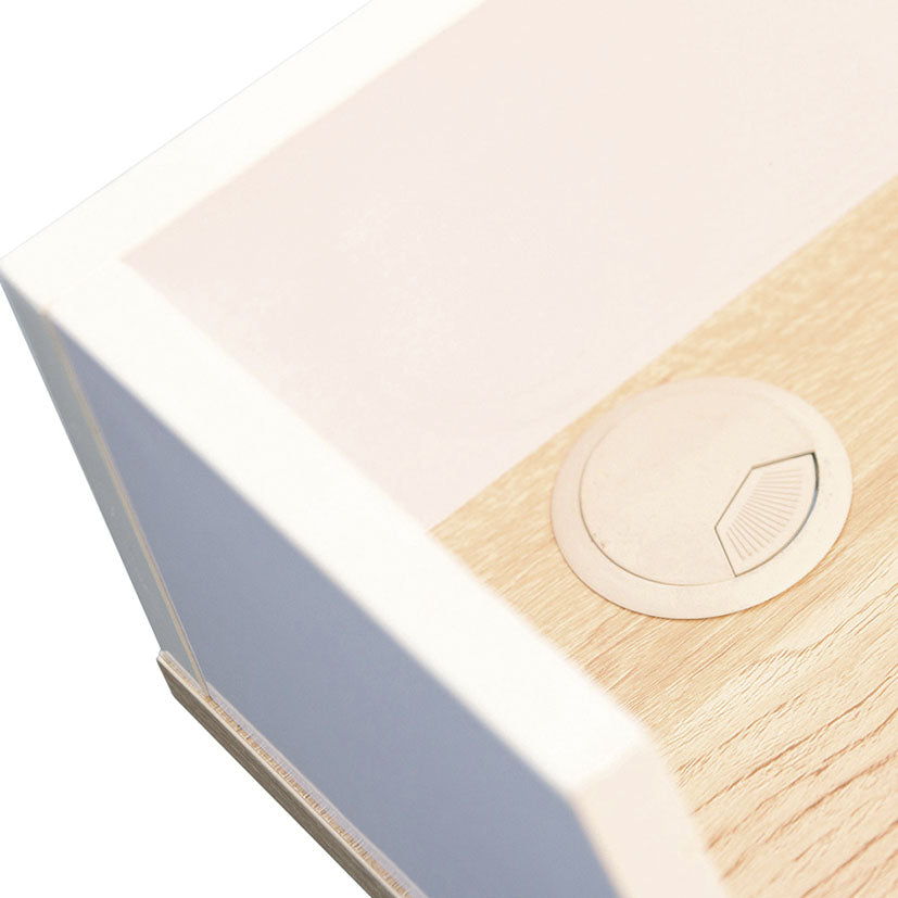 Desk table