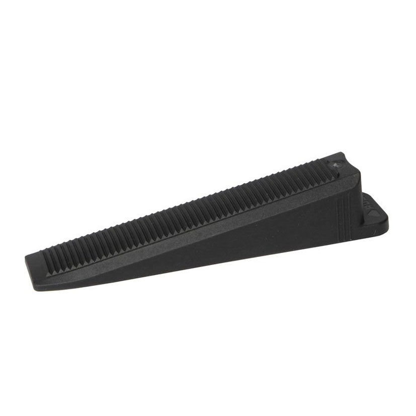Delta wedge