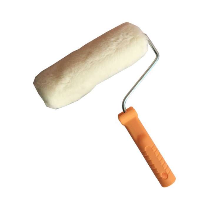 Wool roller