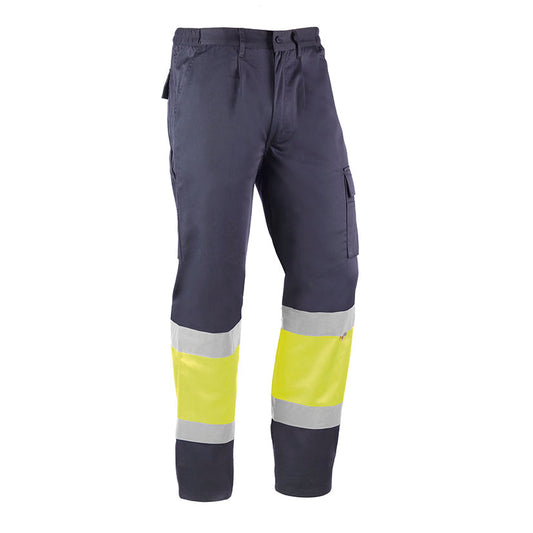 High-waisted pants