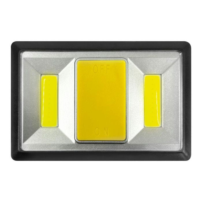 Flashlight switch