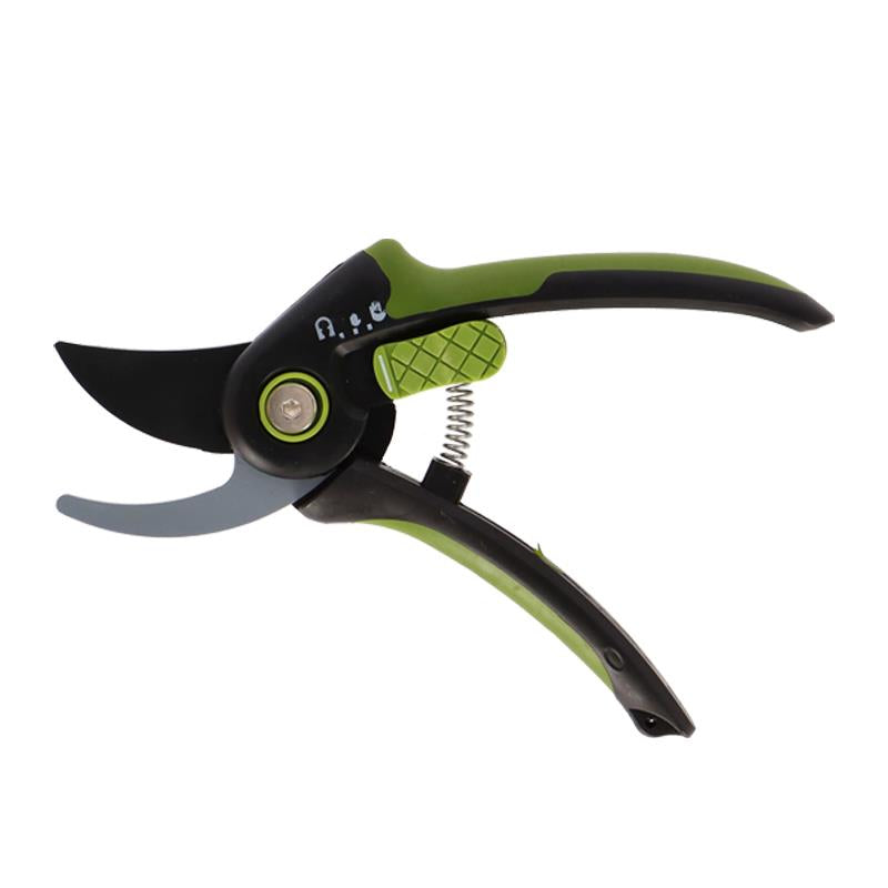 Scissors for