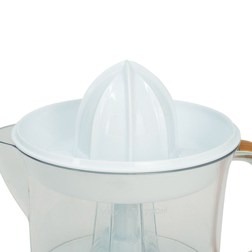 Electric juicer.