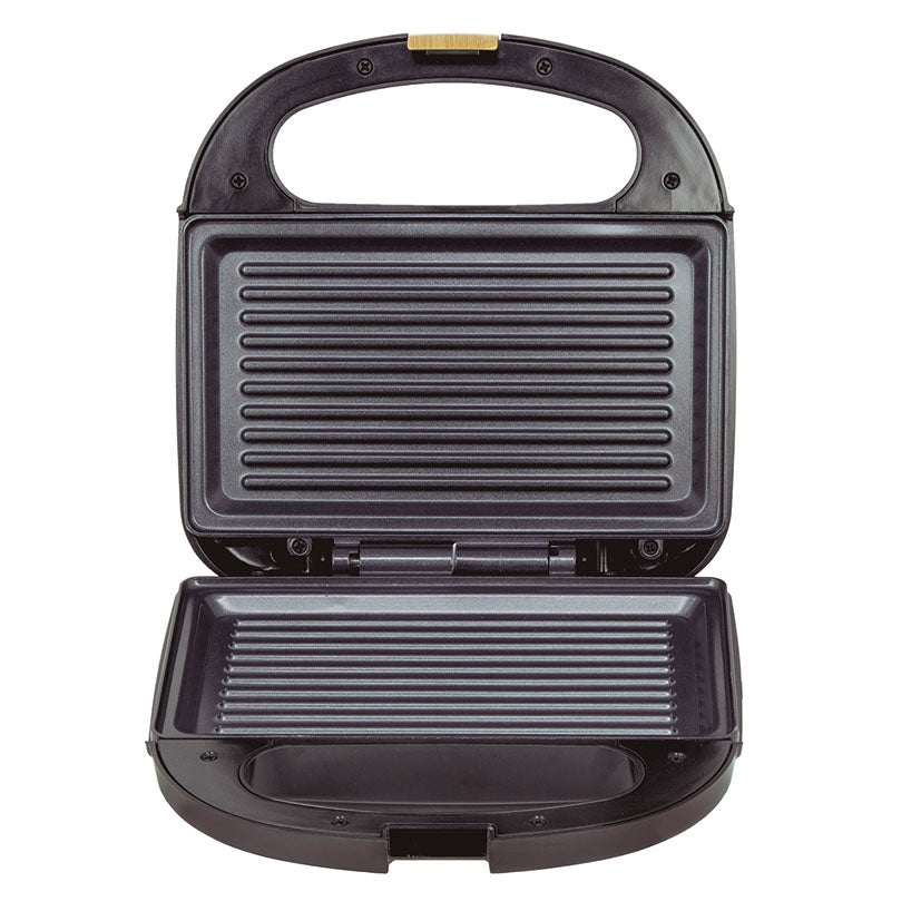 Sandwich maker with plates