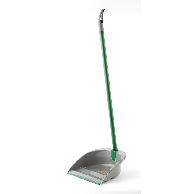 Foldable dustpan.