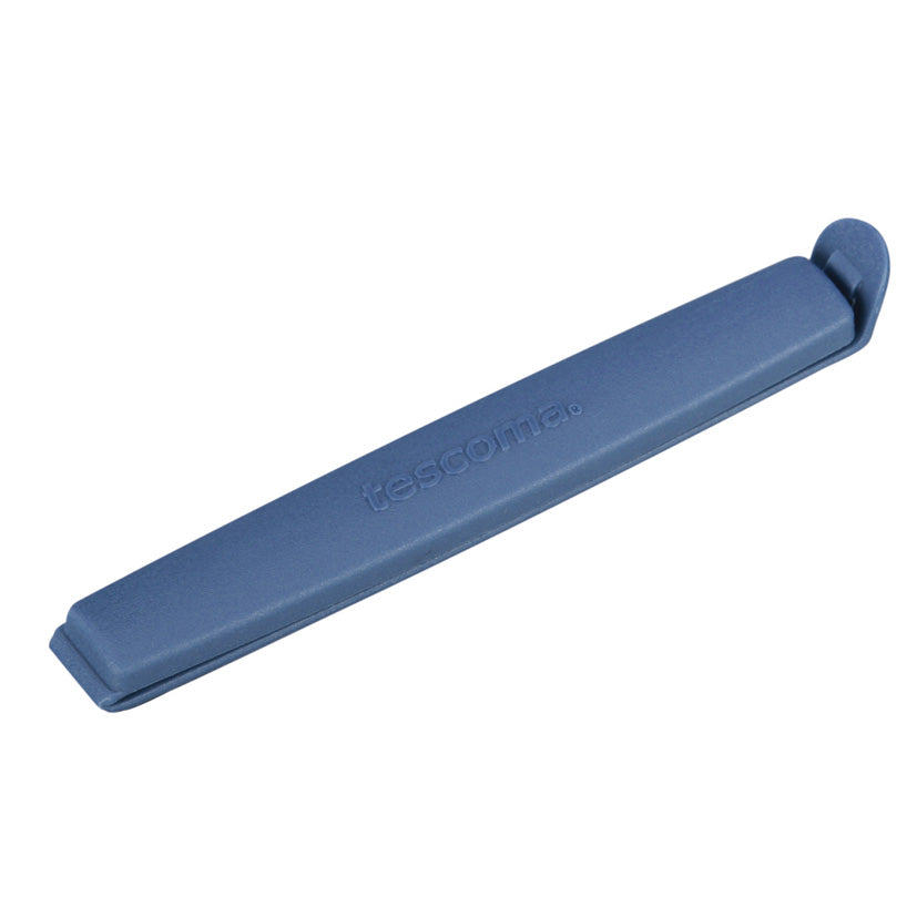 Bag sealing clip