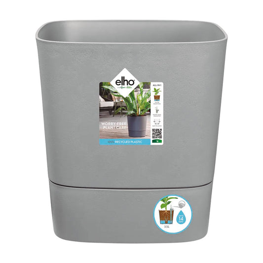 Self-watering planter