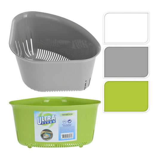 Triangular strainer