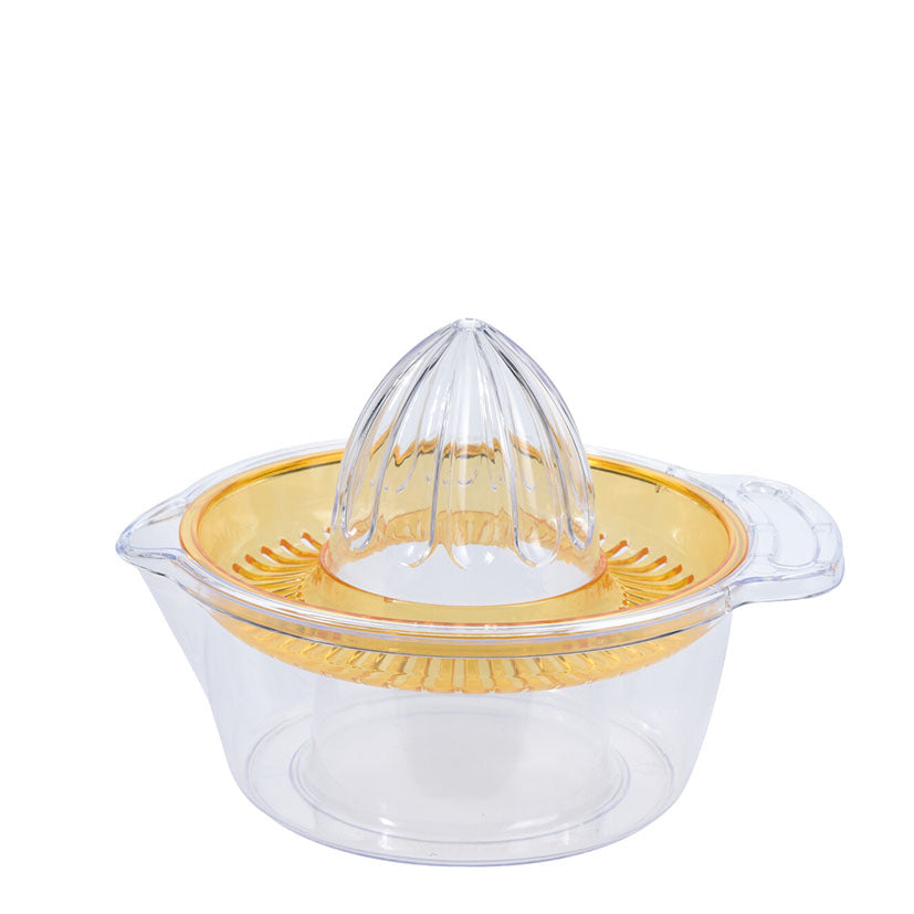 Plastic juicer